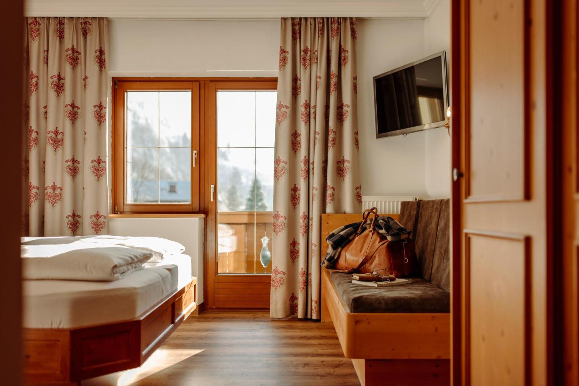 Hotel Lerch Sankt Johann im Pongau Dış mekan fotoğraf